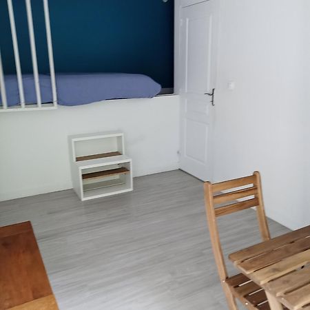 Maison Pres Des Bois Жуе-ле-Тур Екстериор снимка