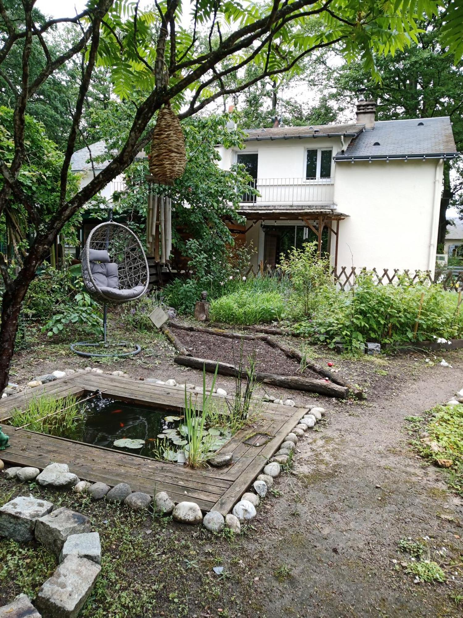 Maison Pres Des Bois Жуе-ле-Тур Екстериор снимка